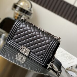 Chanel Le Boy Quilted Caviar Leather Vintage Hardware Premium Edition 25x15x9cm