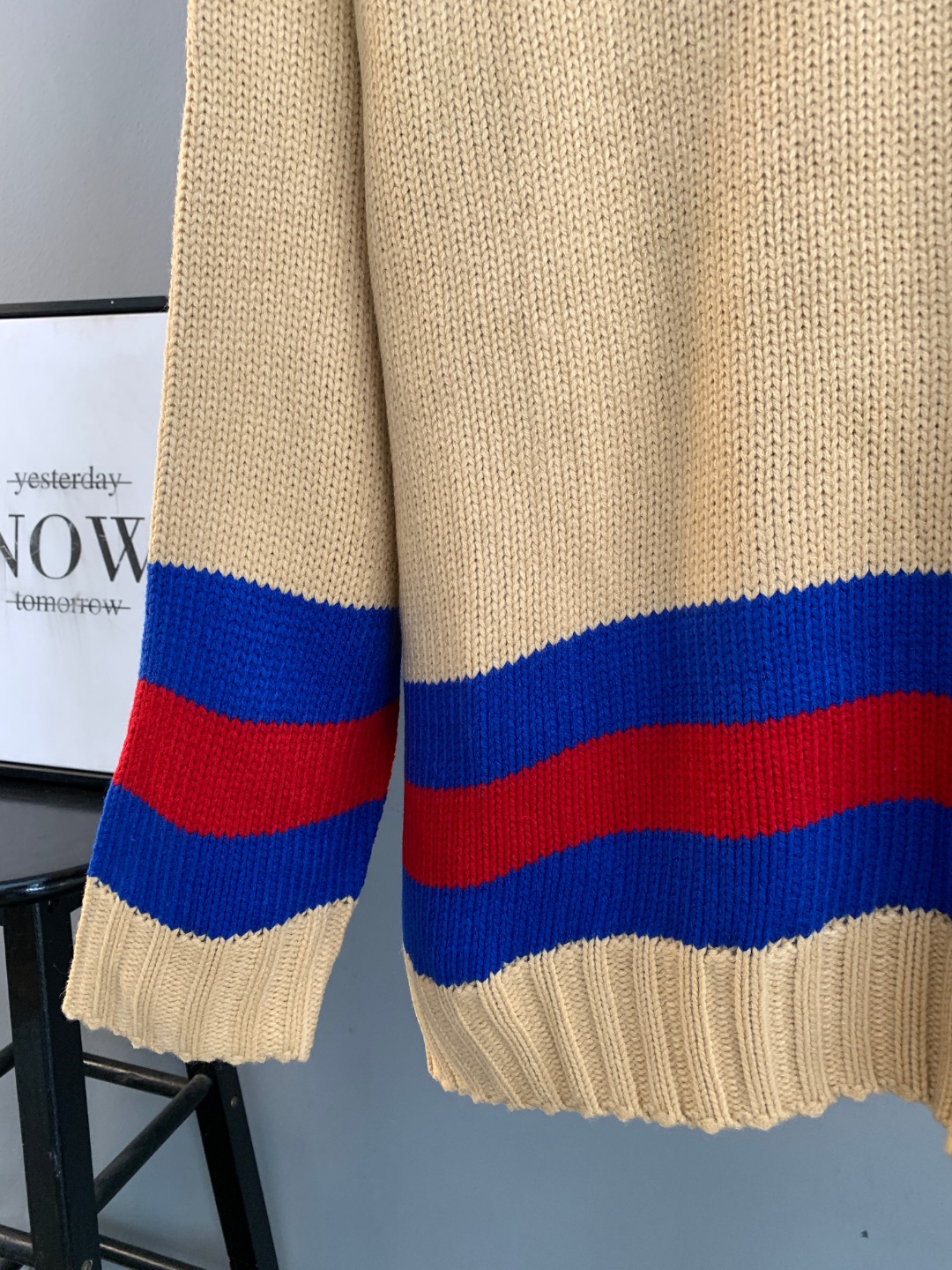 Gucci Retro British Style V Neck Knit Sweater Classic Stripe Loose Fit Premium Pullover - Image 6