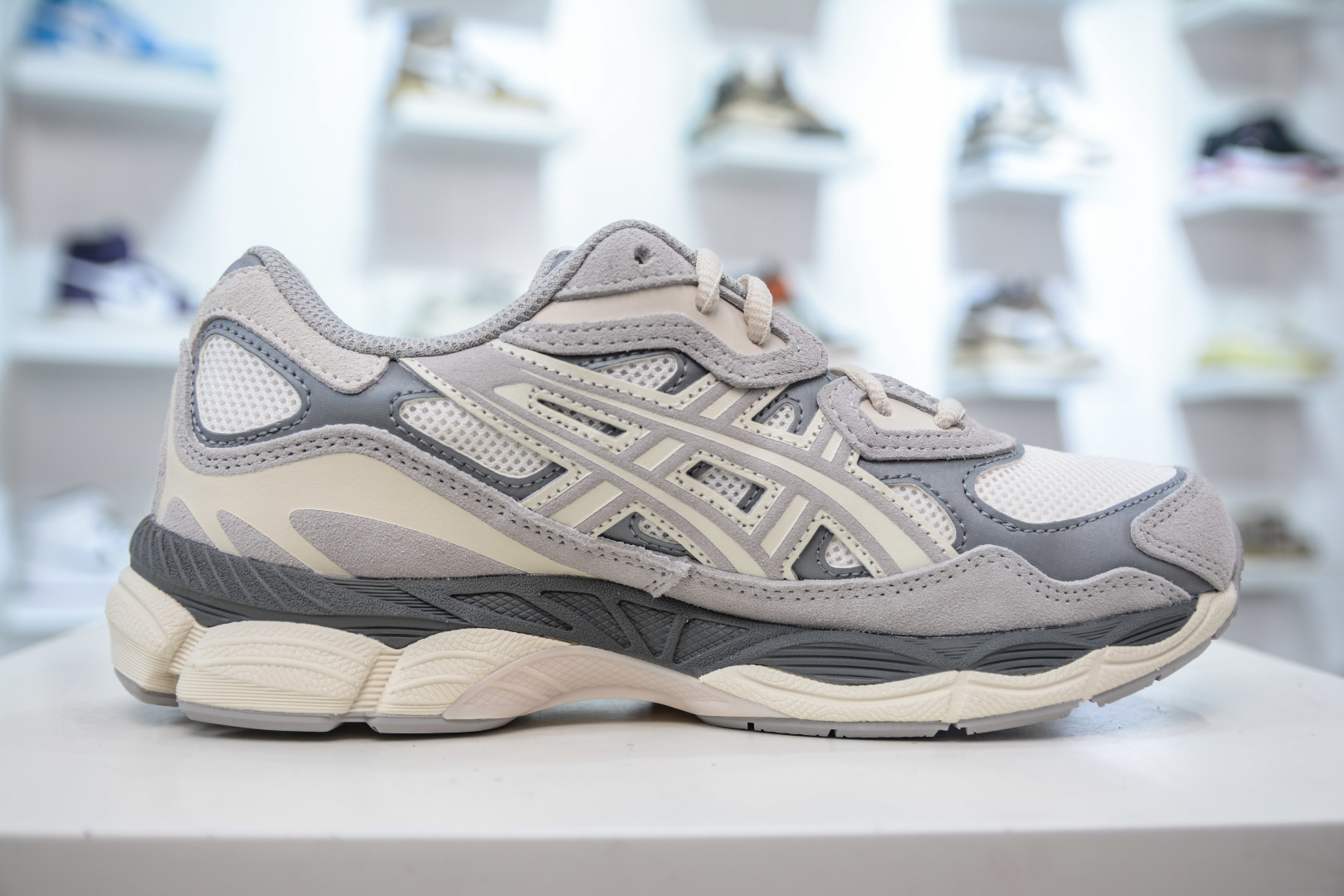 ZC President Edition ASICS GEL-NYC™ Low-Top Sneakers - Image 8