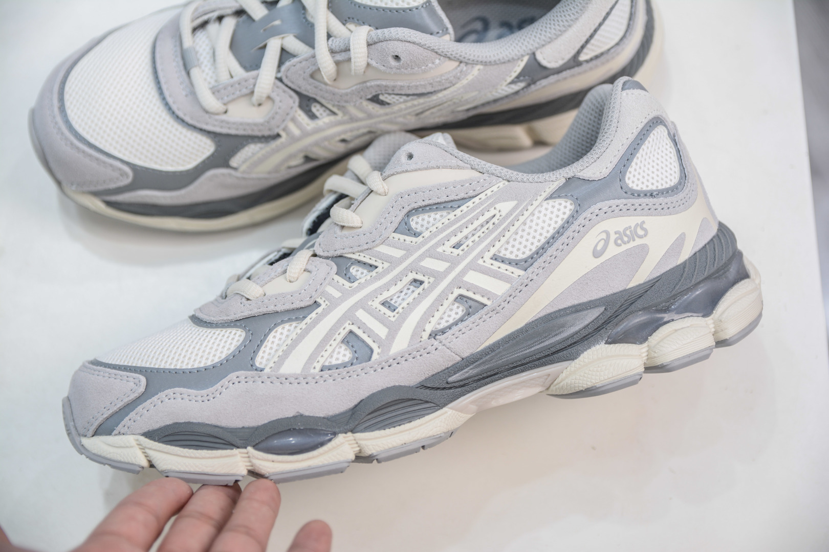 ZC President Edition ASICS GEL-NYC™ Low-Top Sneakers - Image 7