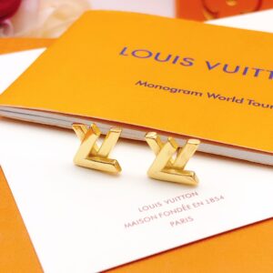Louis Vuitton Mini Polished Stud Earrings LED0151 Sleek ZP Brass Luxury Design