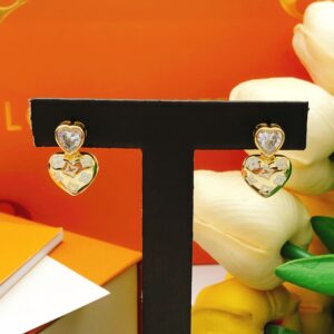 Louis Vuitton Heart Stud Earrings LED0345 Elegant ZP Brass Romantic Design