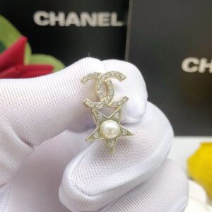 Asymmetrical Star & Heart Stud Earrings XED0414 Trendy Romantic Statement Design