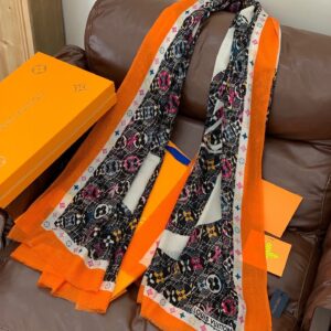 Louis Vuitton Monogram Cashmere Silver Thread Scarf Luxury Shimmer Long Shawl 110×200cm