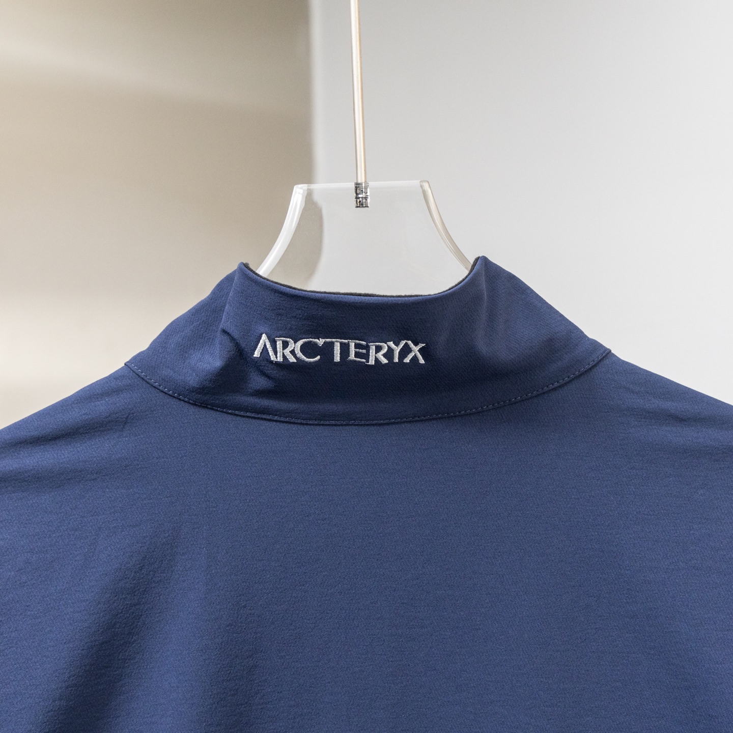 Arc'teryx Gamma Hoody Soft Shell Jacket Stand Collar Lightweight Commuter Outdoor Unisex - Image 5