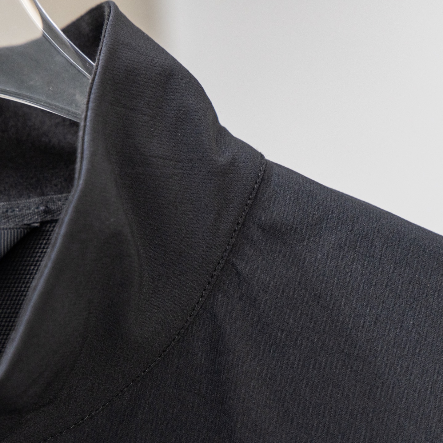 Arc'teryx Gamma Hoody Soft Shell Jacket Stand Collar Lightweight Outdoor Commuter Unisex - Image 6