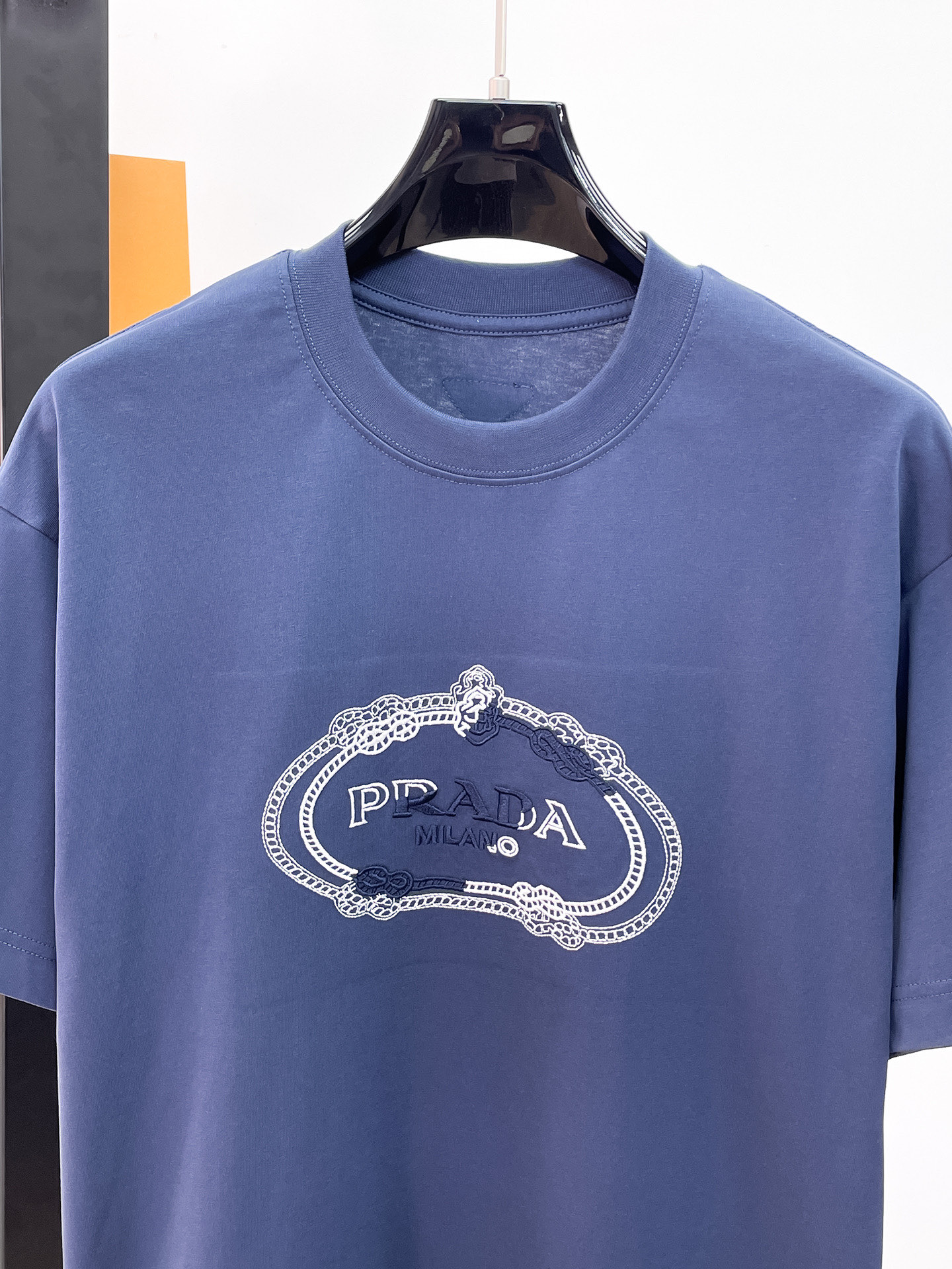 Prada 2026 Spring/Summer Premium Logo T-Shirt Heavyweight Luxury Fit - Image 5