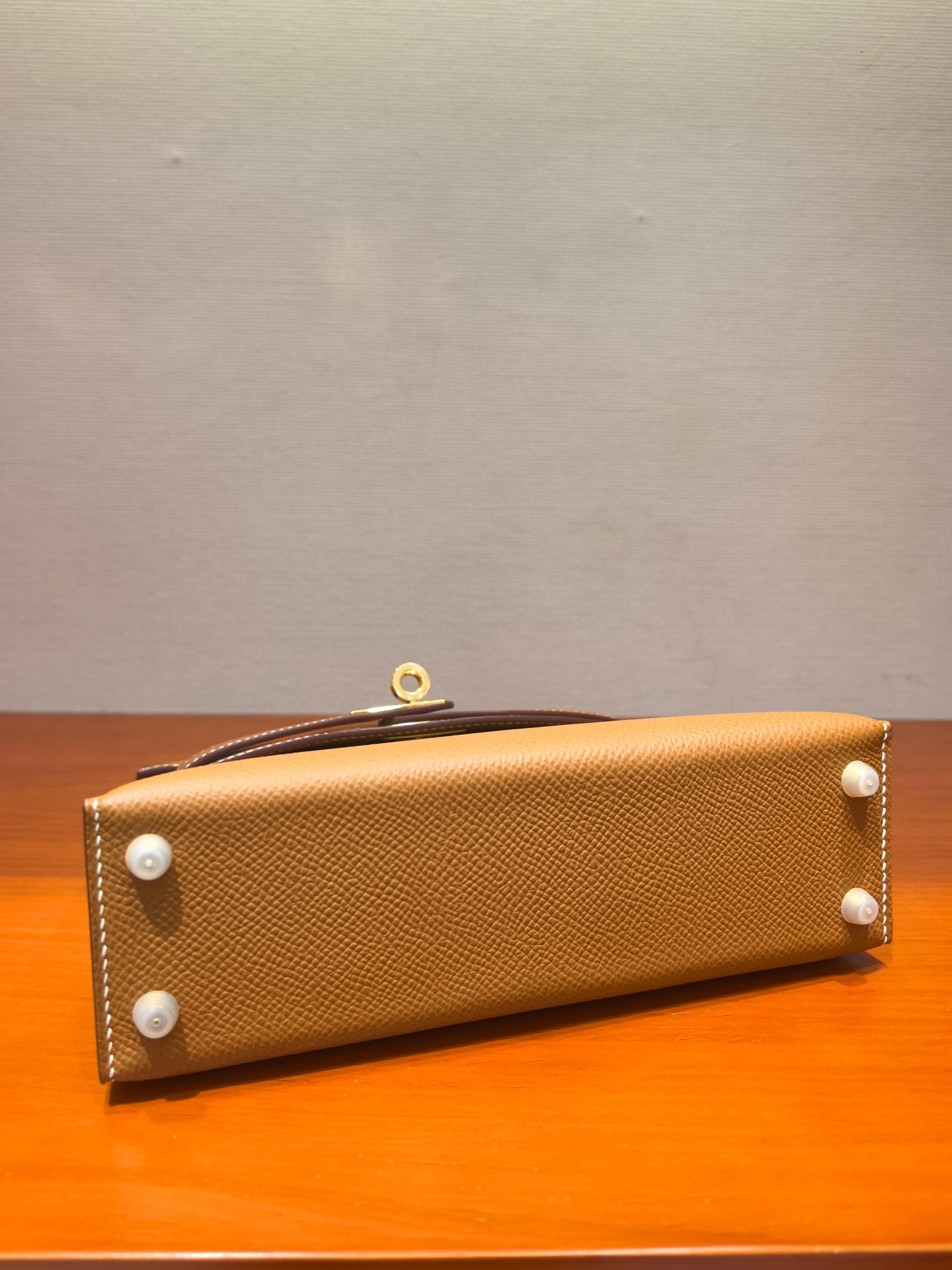 Mini Kelly II 20cm Gold Brown Epsom Leather Handbag with Gold Hardware - Image 5