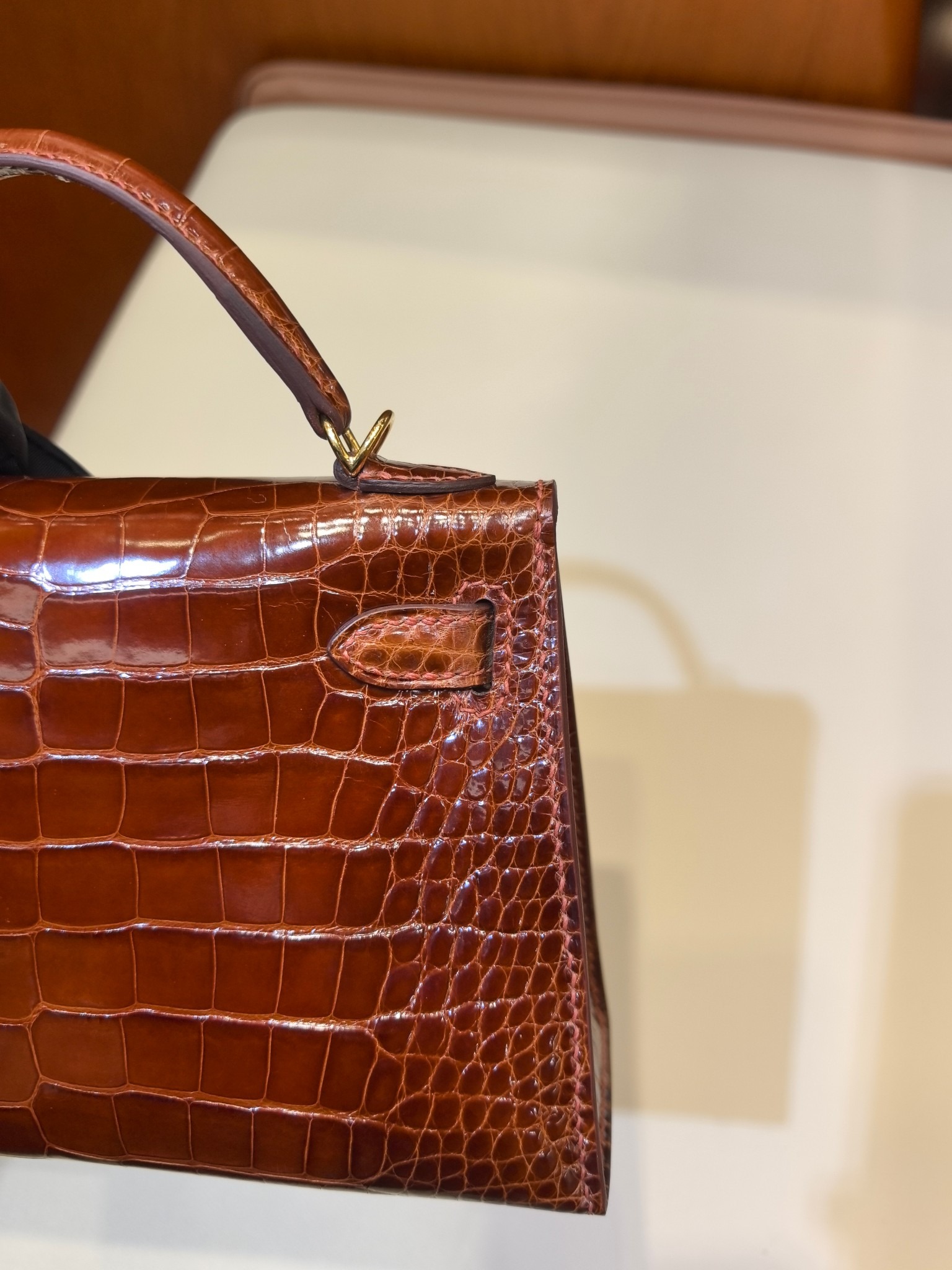 Mini KL II 20cm Honey Brown Alligator Leather Handbag with Gold Hardware - Image 2