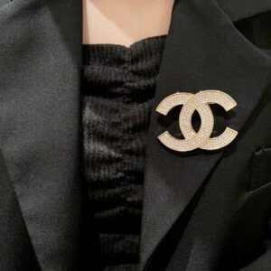 CHANEL New Arrival Brooch Collection Iconic CC Elegant Pin