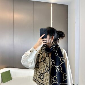 Premium GG Pattern Wool Scarf Double-Sided Jacquard Tassel Shawl 47x180cm
