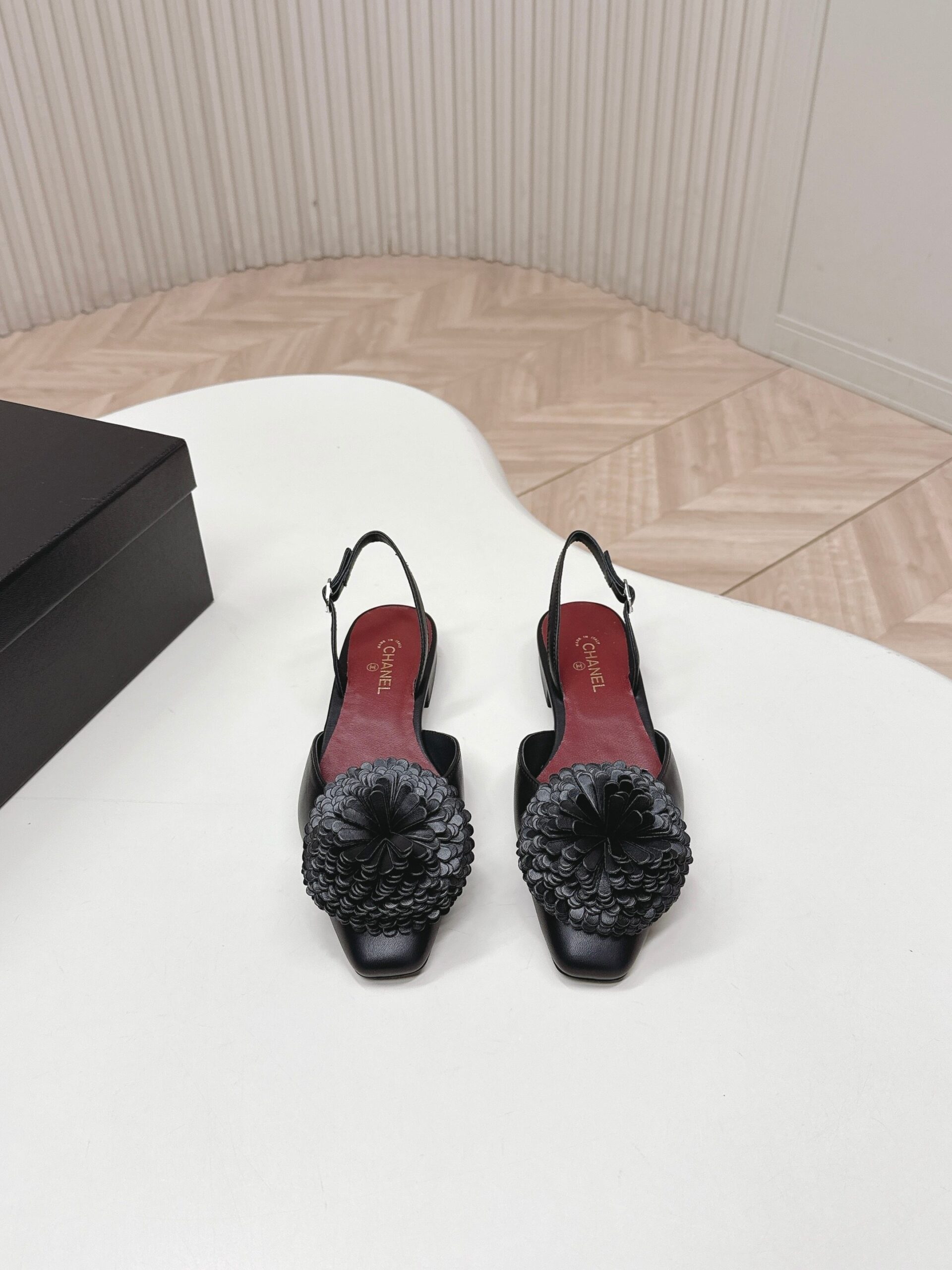 Chanel 2026 Summer Camellia Petal Sandals Full Leather Luxury Designer Style