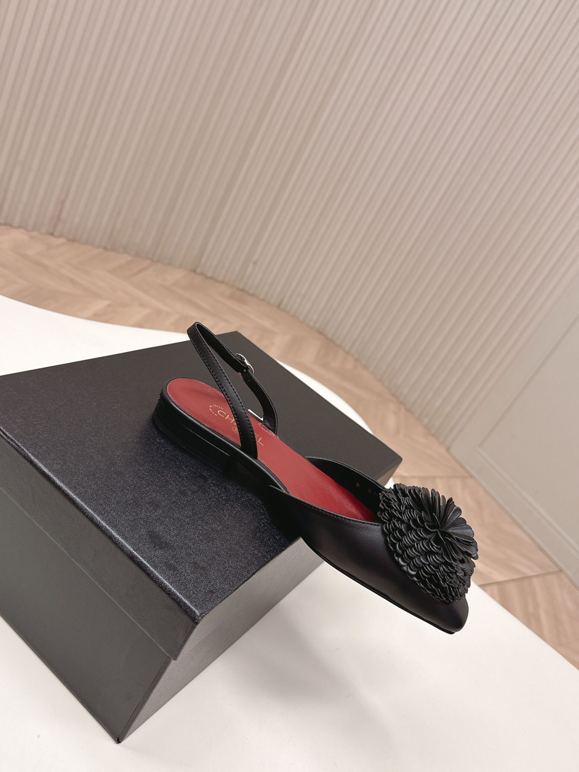 Chanel 2026 Summer Camellia Petal Sandals Full Leather Luxury Designer Style - Image 4