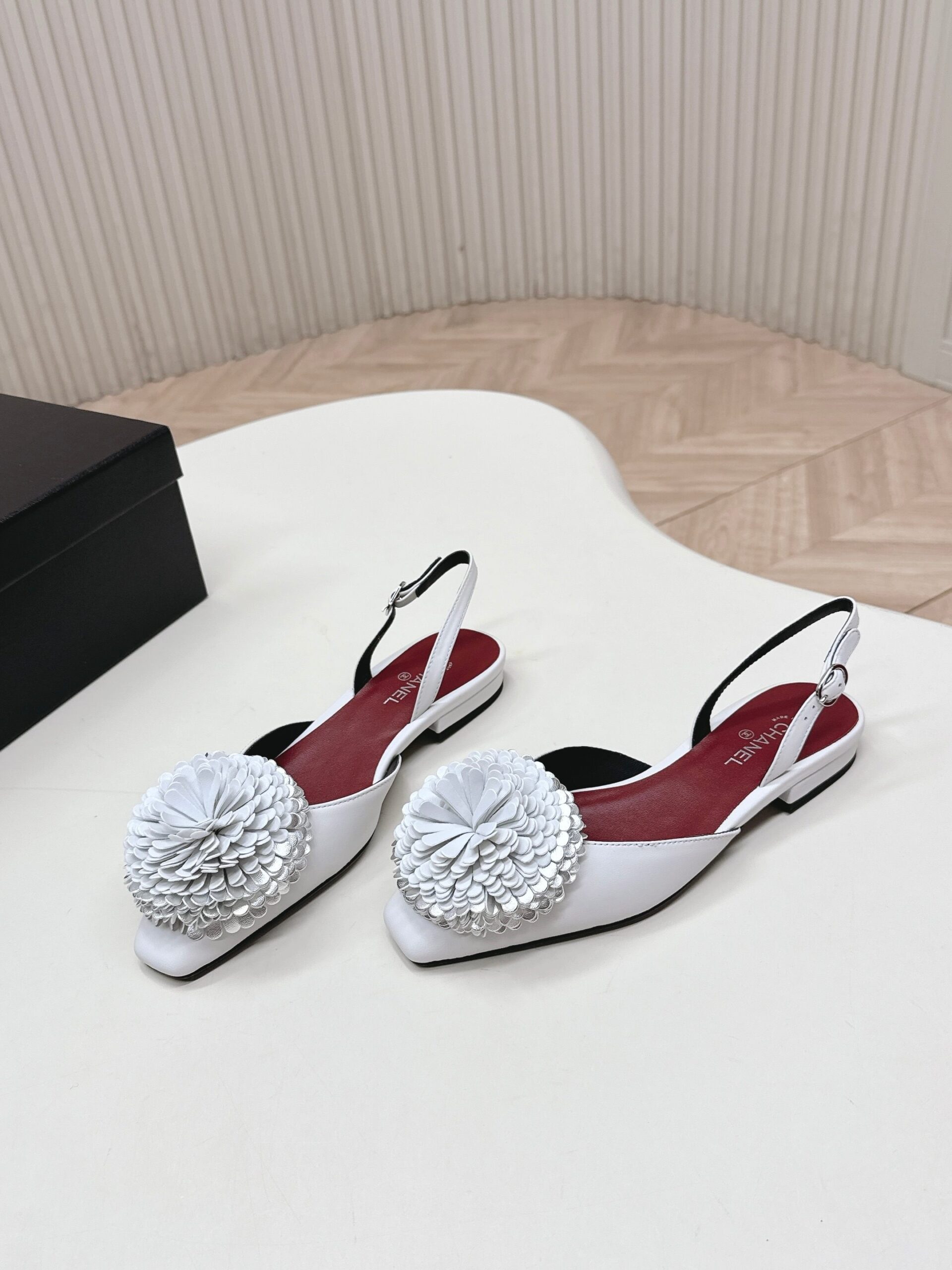 Chanel 2026 Summer Camellia Petal Sandals Full Leather Sweet Elegant Luxury Style - Image 5