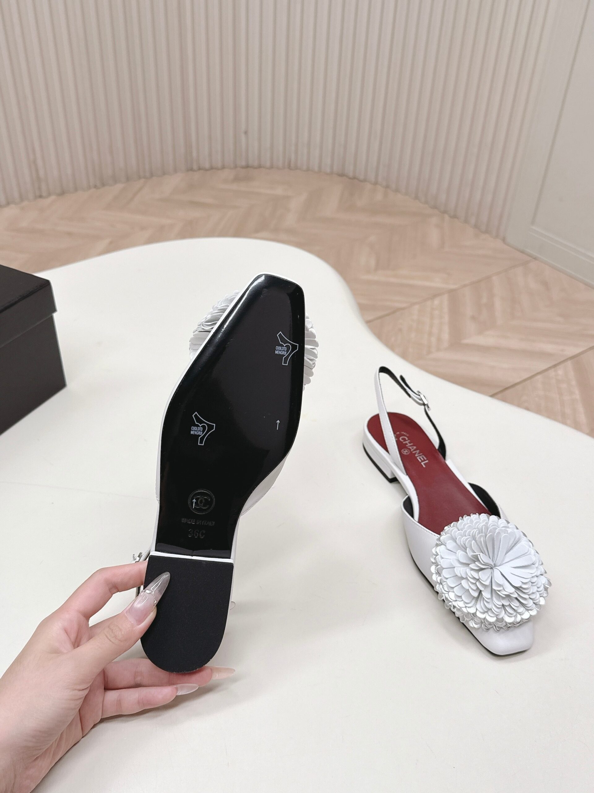 Chanel 2026 Summer Camellia Petal Sandals Full Leather Sweet Elegant Luxury Style - Image 3