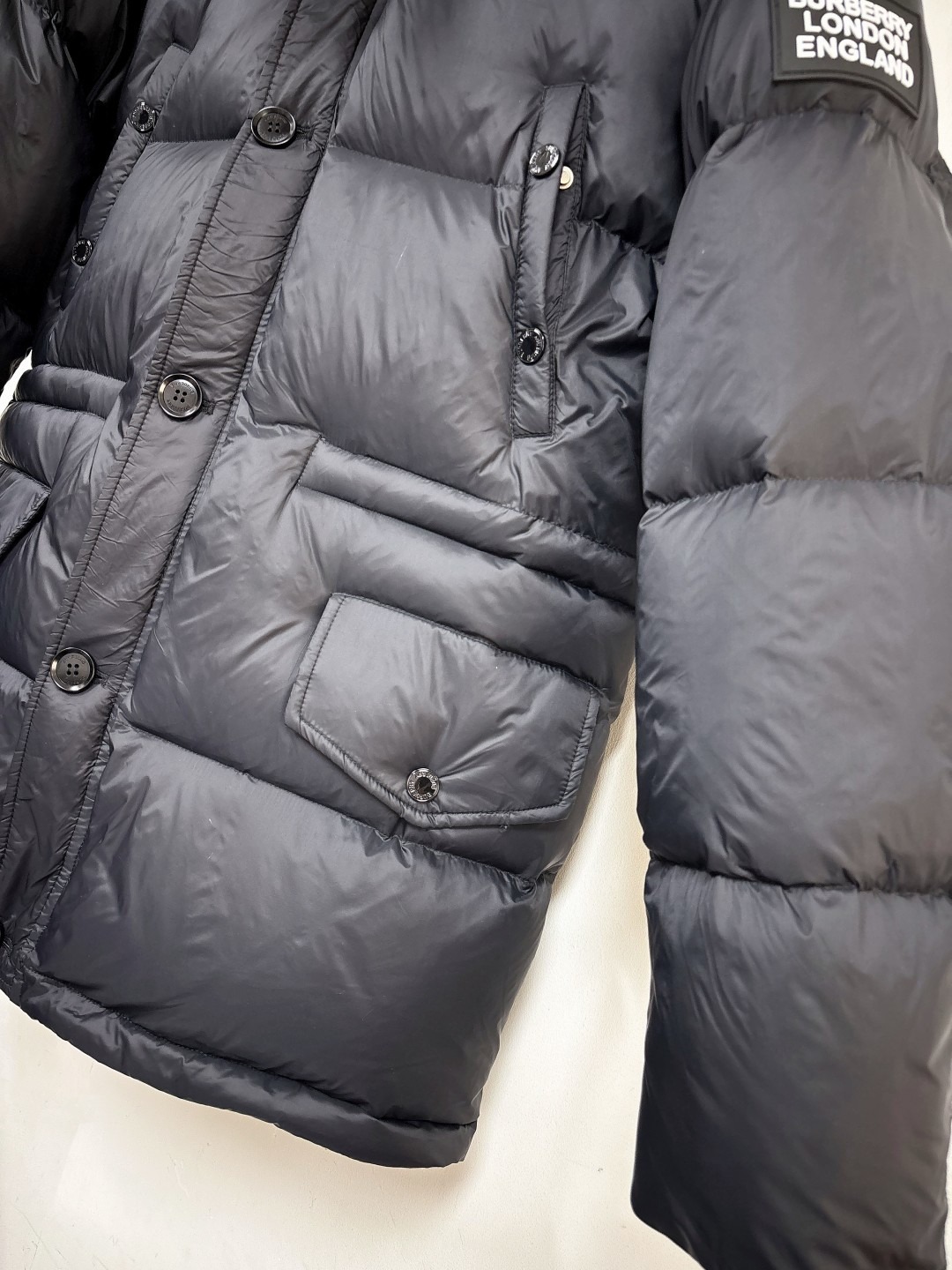 Burberry 2025 Autumn Winter Mid Length Hooded Vintage Check Down Jacket - Image 3