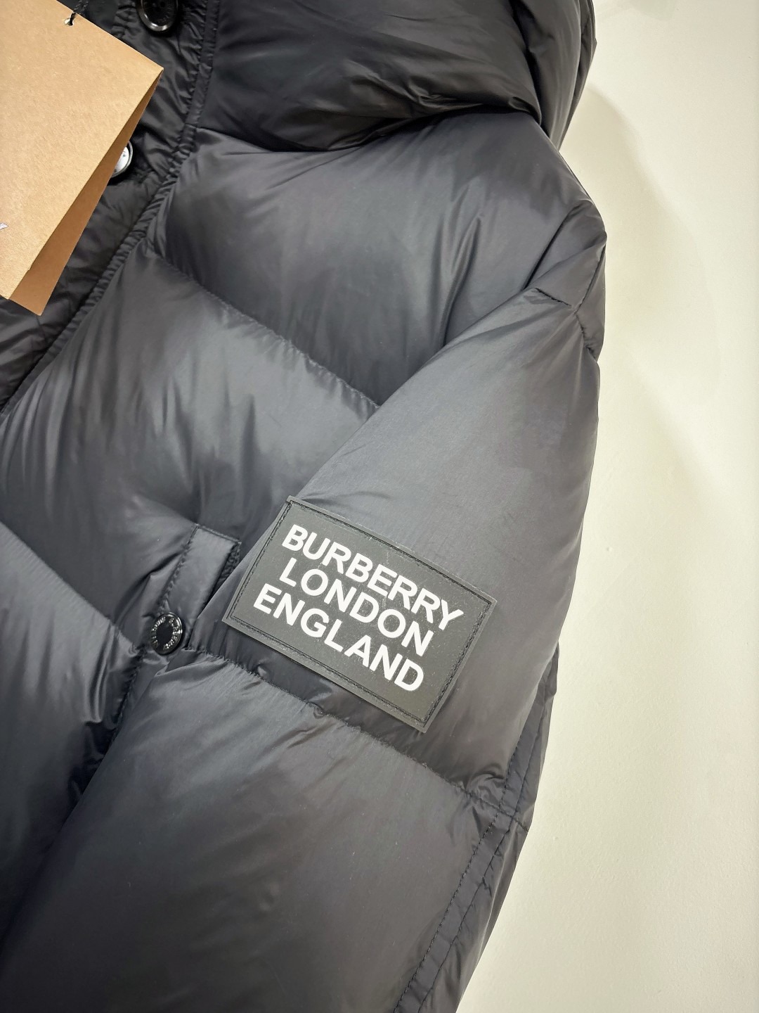 Burberry 2025 Autumn Winter Mid Length Hooded Vintage Check Down Jacket - Image 5