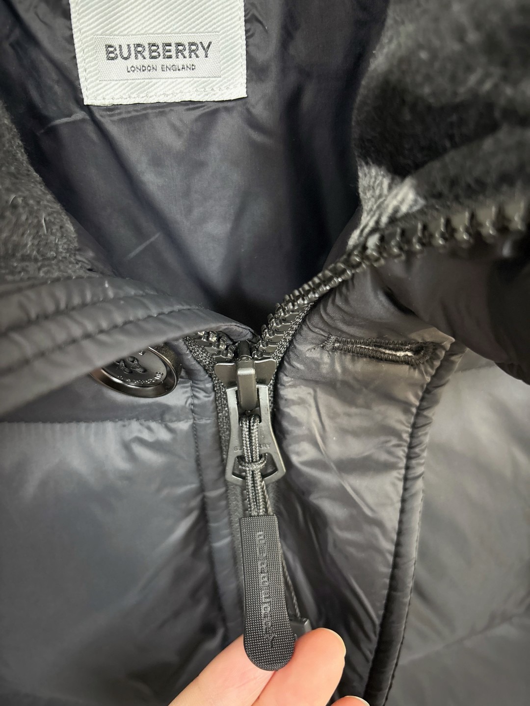 Burberry 2025 Autumn Winter Mid Length Hooded Vintage Check Down Jacket - Image 4