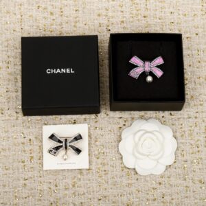 Chanel 25B Bow Brooch Elegant Ribbon CC Pin New Arrival