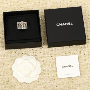 Chanel Fragrant Triangle Full Diamond Double C Brooch 2024 Spring Summer