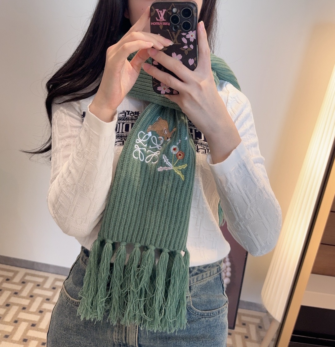 Loewe Inspired Sunafujita Style Cashmere Scarf Bunny Floral Embroidery Jacquard Tassel 30 x 200 cm - Image 2