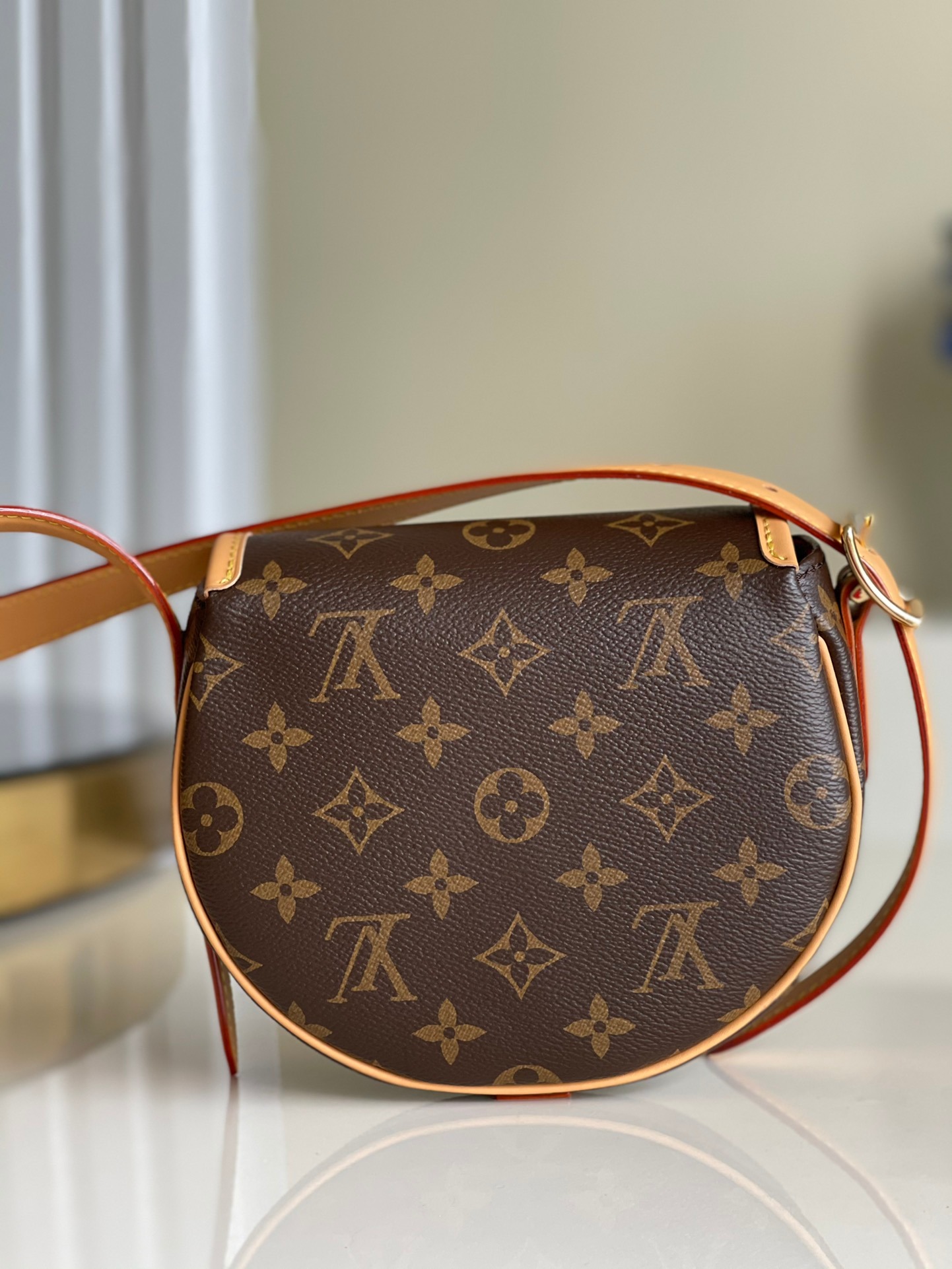 Louis Vuitton M44860 Sac Tambourin Monogram Canvas Crossbody Compact Edition - Image 2