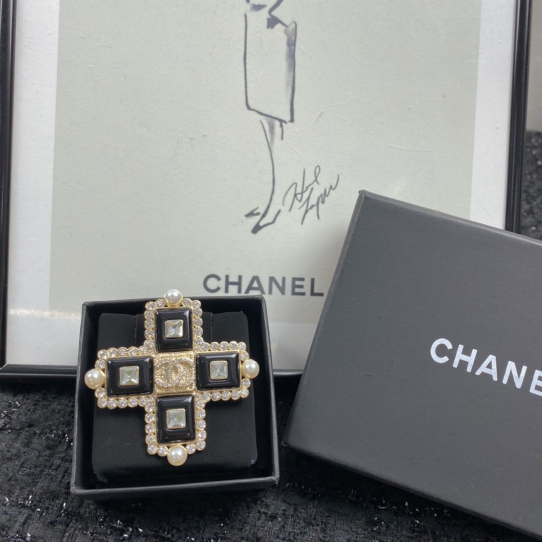 Chanel Hot Selling Brooch New Arrival Elegant CC Pin A3580872845 - Image 5