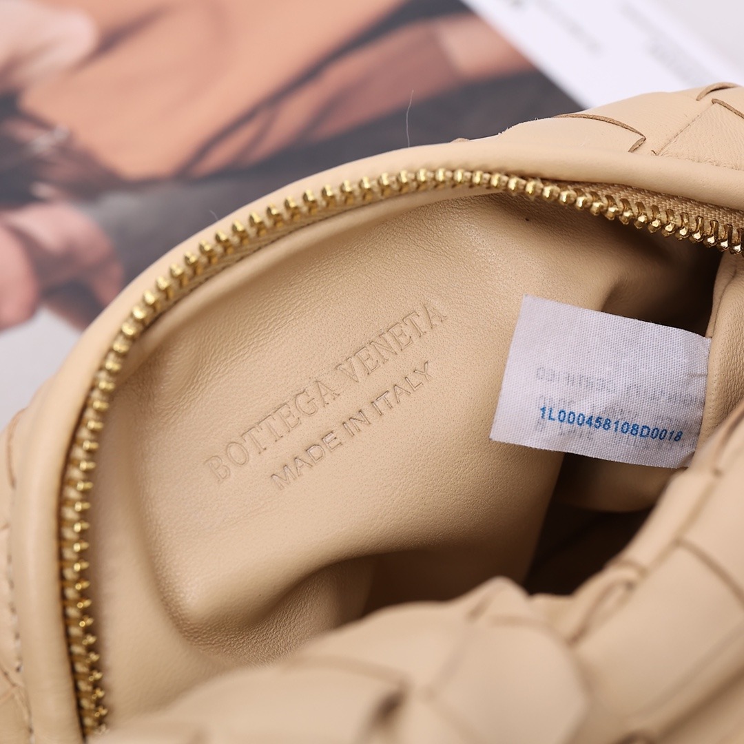 Mini Jodie Handbag Early Spring 2021 Collection Compact Luxury Design - Image 5