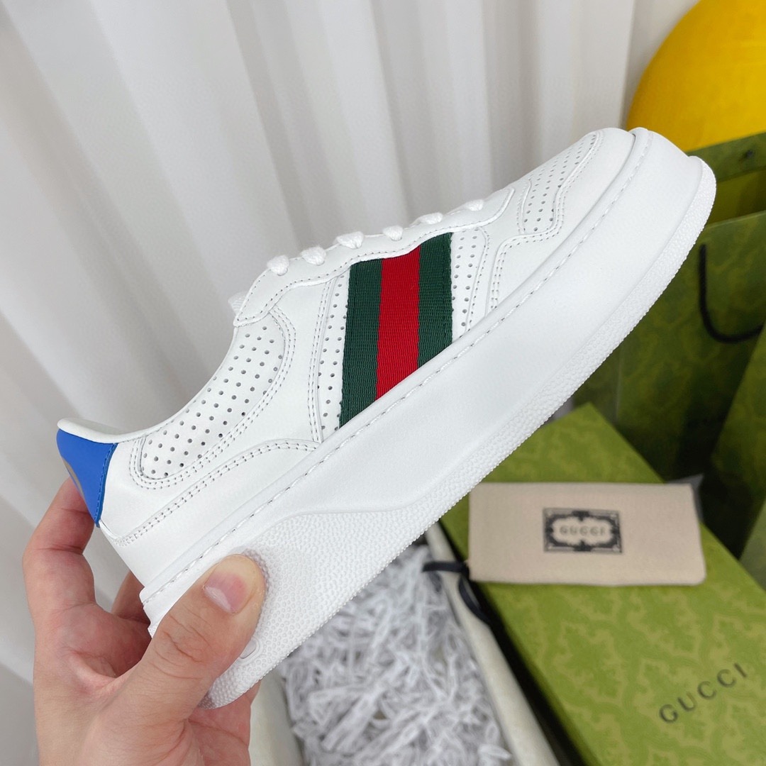 Gucci Classic Best Selling Colorway Sneakers Timeless Luxury and Street Style - Image 5