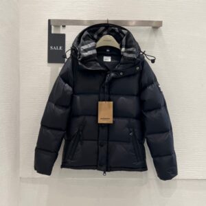 Burberry Autumn Winter Detachable Sleeve Hooded Down Jacket Vintage Plaid Lining