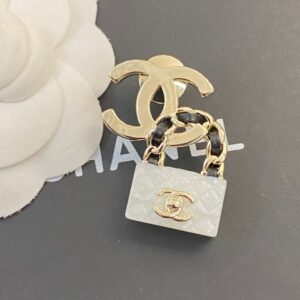 Chanel Bestseller Brooch New Arrival Iconic CC Pin A5080247820