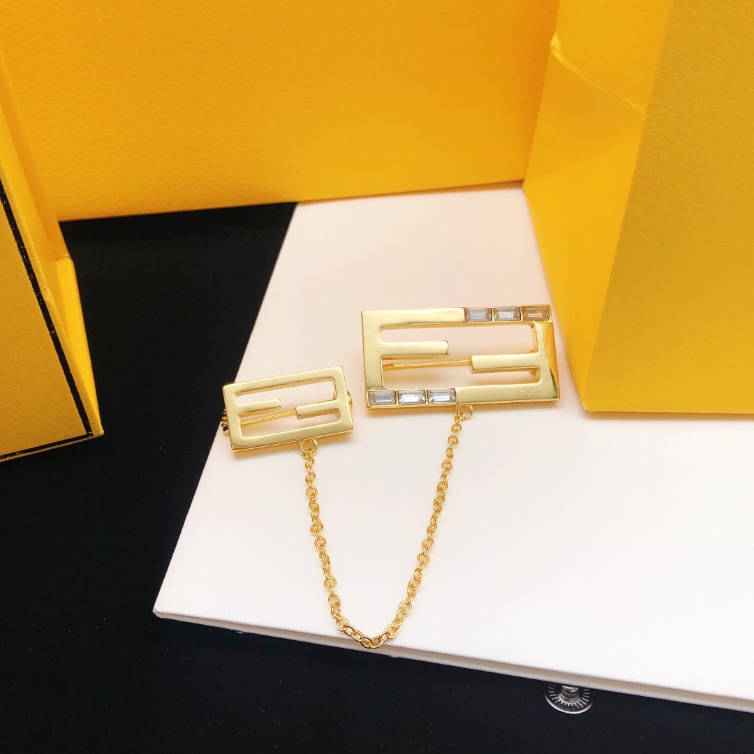 Fendi Tassel Chain Brooch FDXZ0002 High End Luxury Piece - Image 5