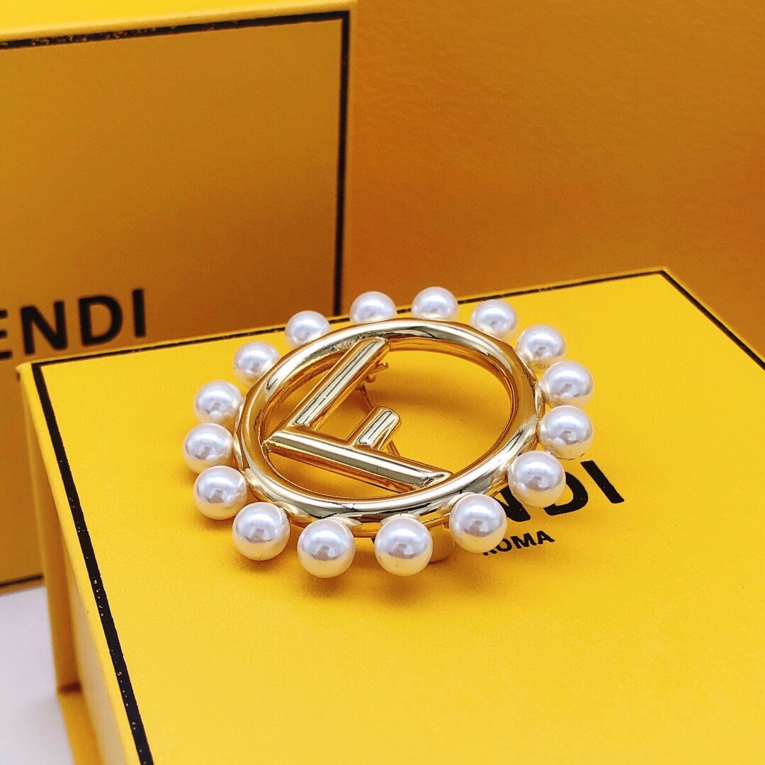Fendi Pearl Trim Brooch FDXZ0001 Elegant Round Luxury - Image 4
