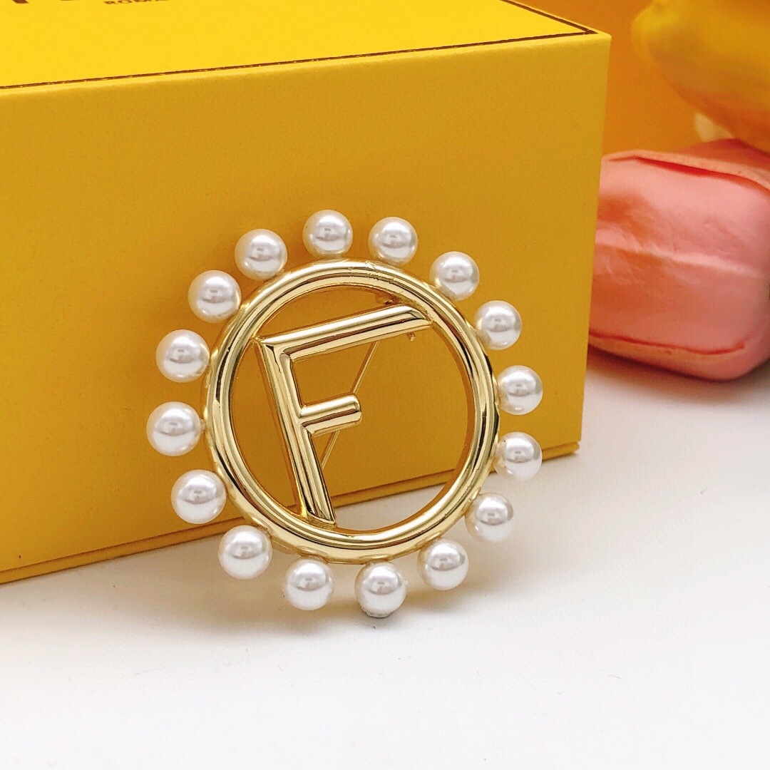 Fendi Pearl Trim Brooch FDXZ0001 Elegant Round Luxury - Image 5