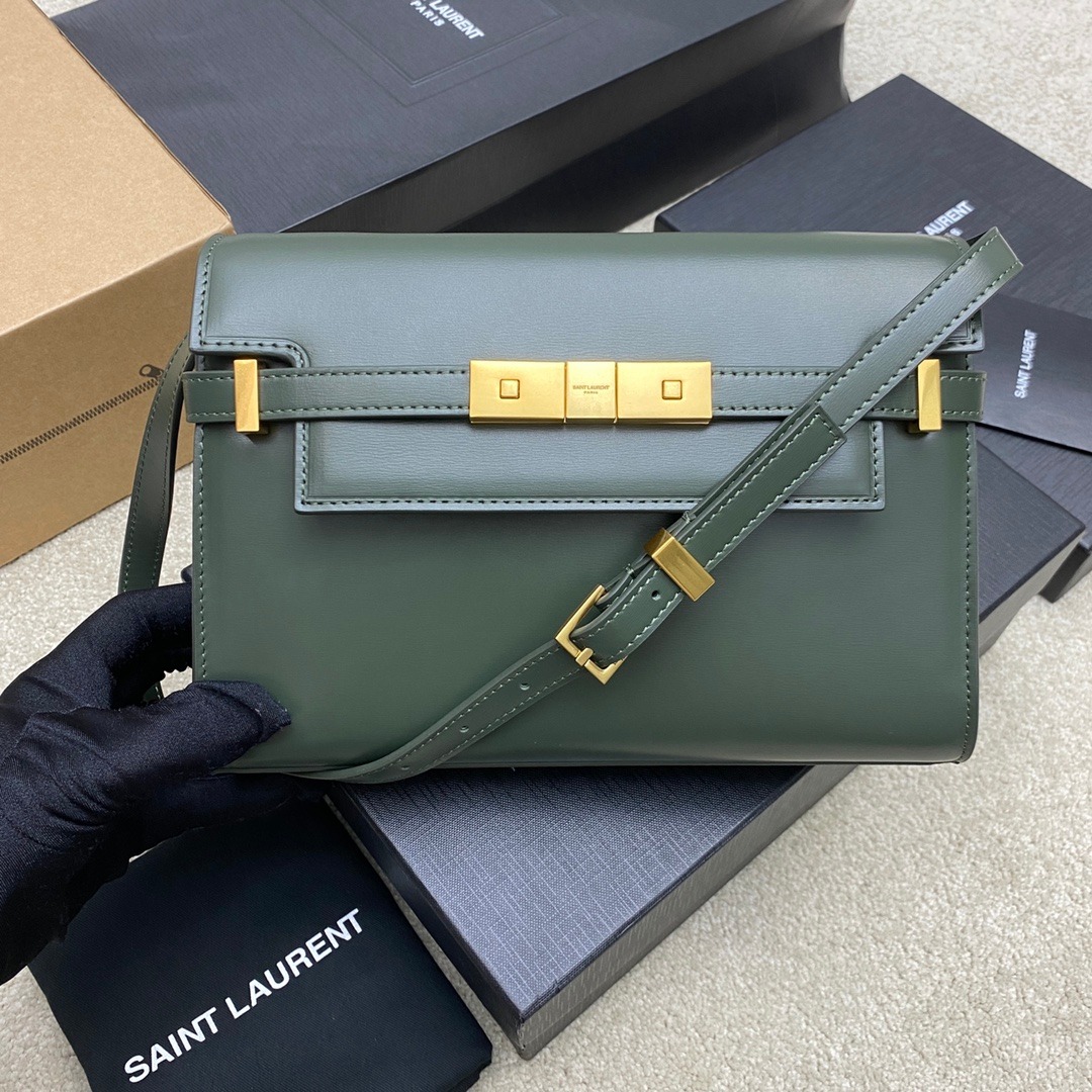 Green Toothpick Texture Manhattan Baguette Bag Antique Gold Hardware