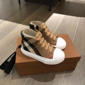 Burberry Kids Slip On Shoes Boys and Girls High End Designer Everyday Comfort