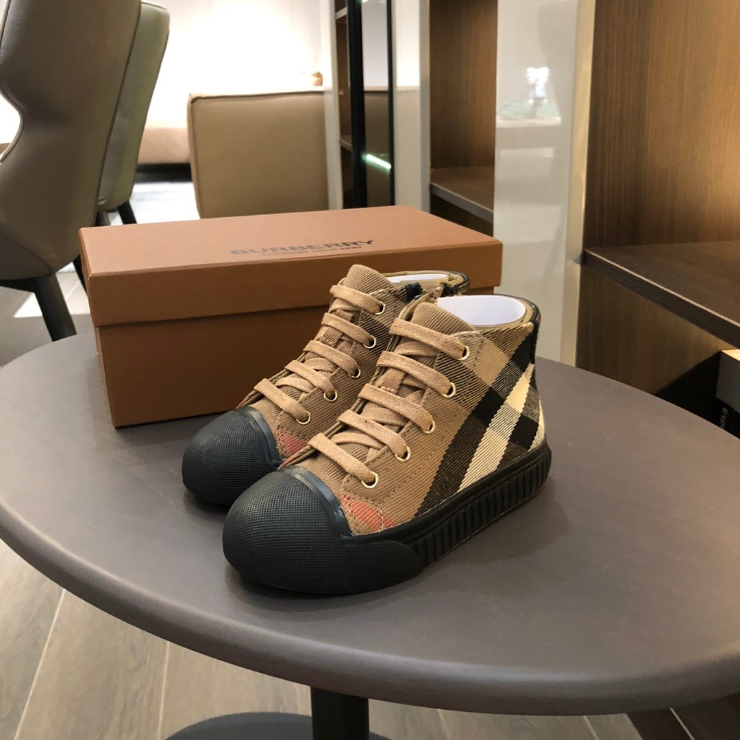 Burberry Kids Slip On Shoes for Boys and Girls Premium Designer Everyday Comfort - Image 3