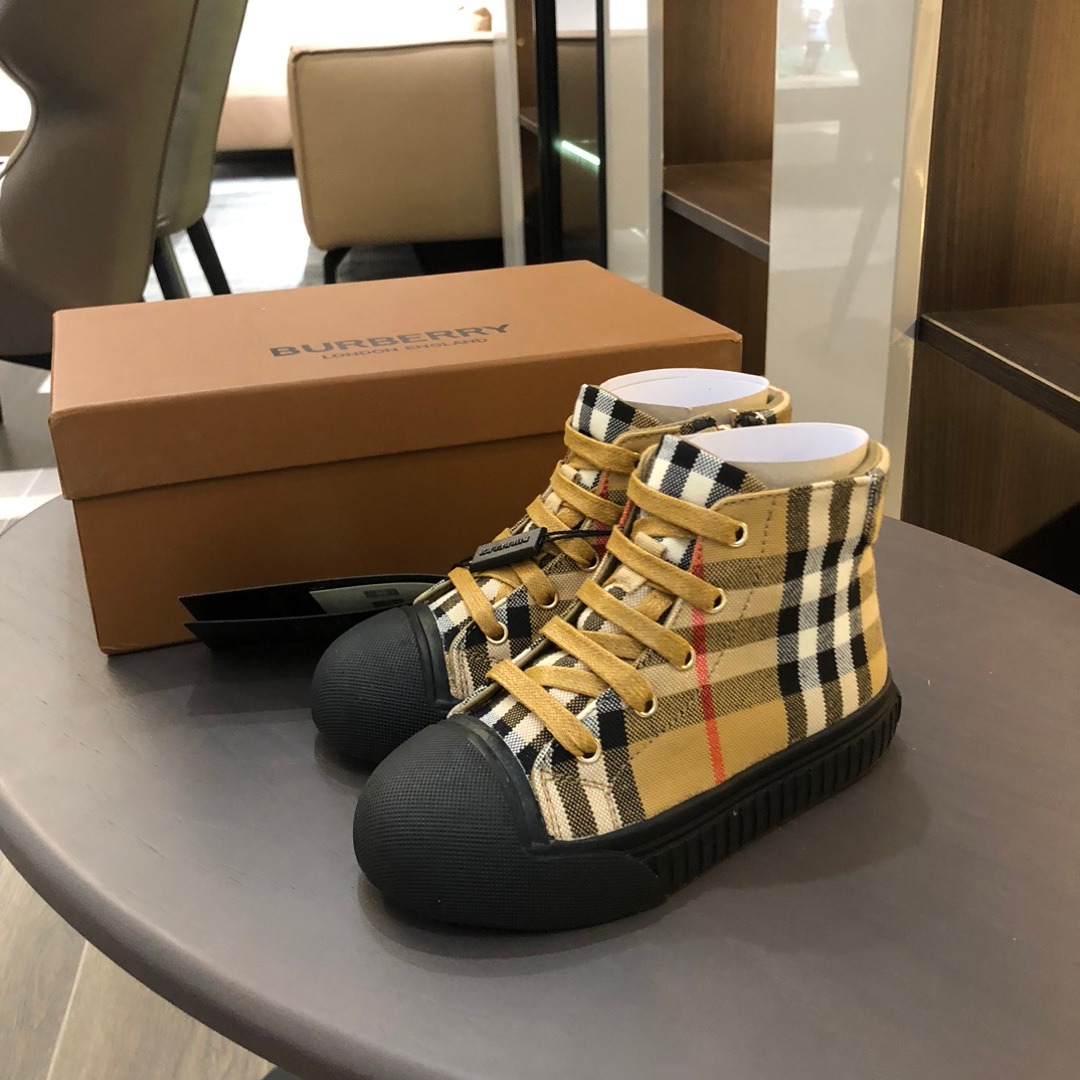 Burberry Kids Slip On Shoes for Boys and Girls Premium Designer Comfort Style