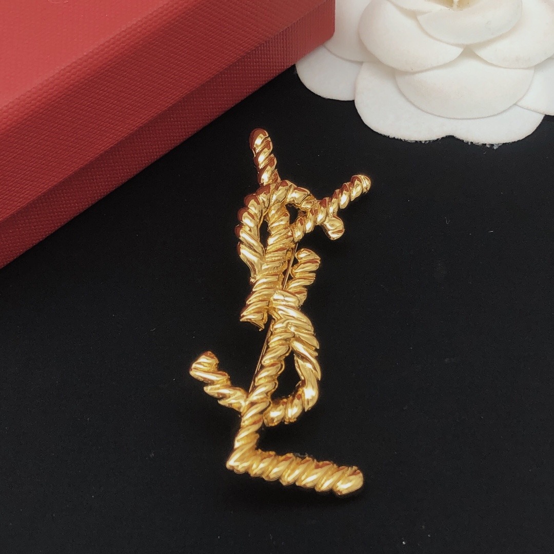 YSL Twisted Brooch YXZ0033 Elegant New Style Luxury Accessory - Image 3