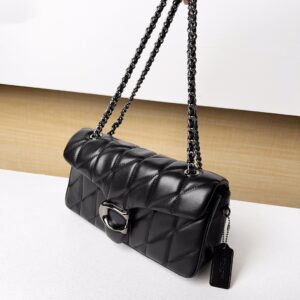 C Quilted Tabby Chain Bag Classic Design