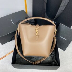 LE 37 Small Bucket Bag Genuine Leather Top Handle Stylish Design