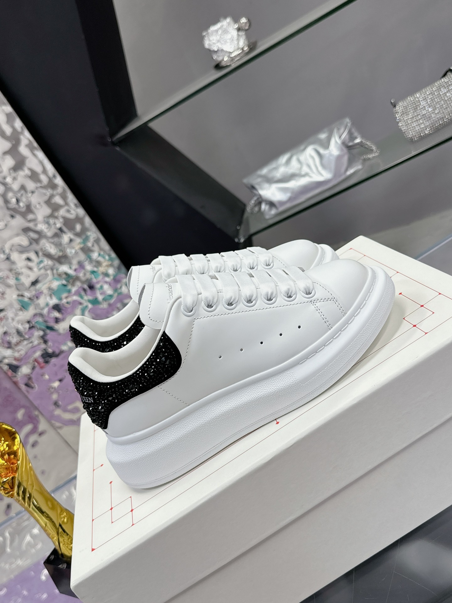 Alexander McQueen Tail Diamond Sneakers New Color Crystal Heel Platform Luxury Trainers