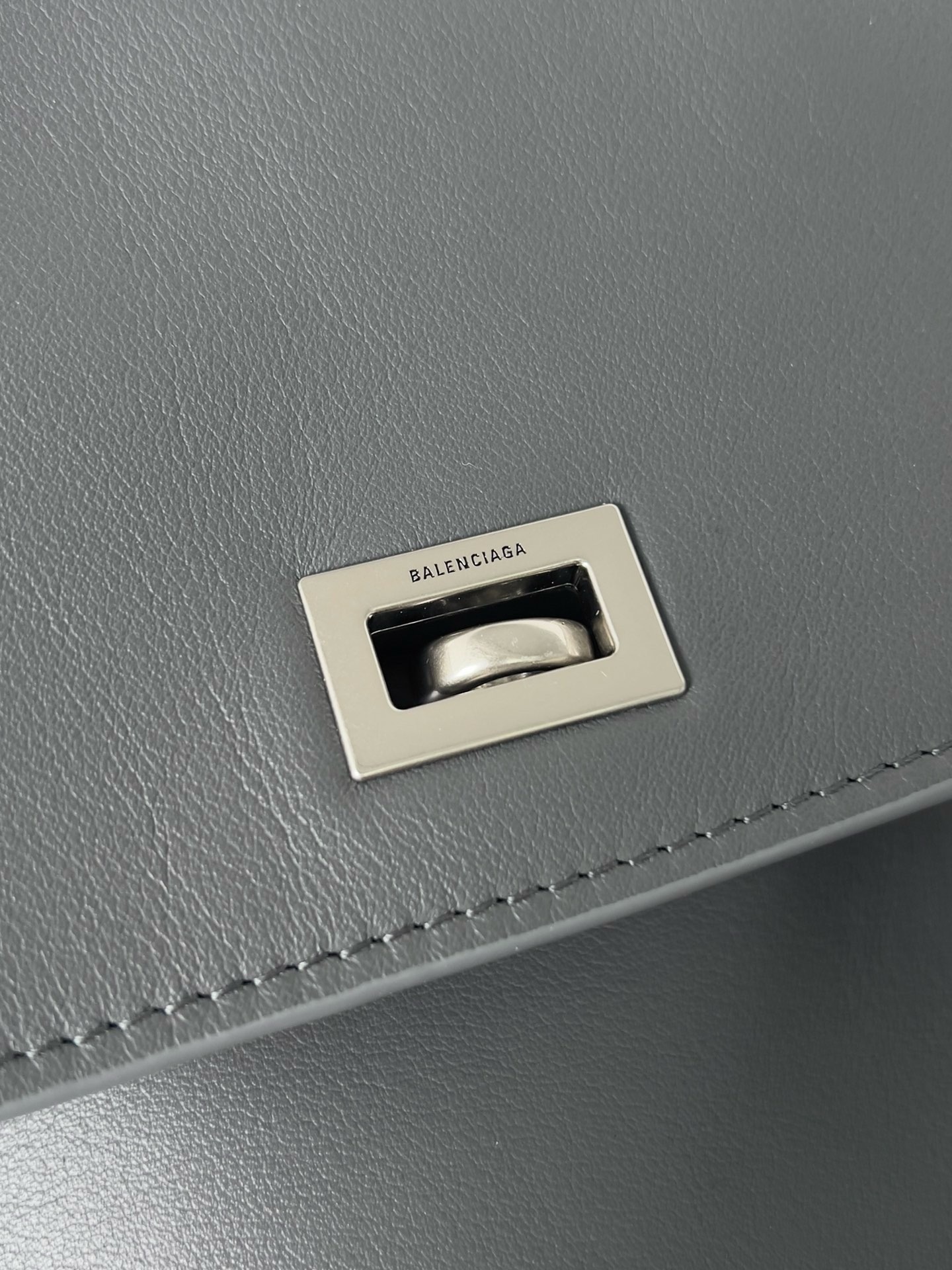 Black Rodeo Drive Shoulder Bag Chic Soft Leather - Image 2