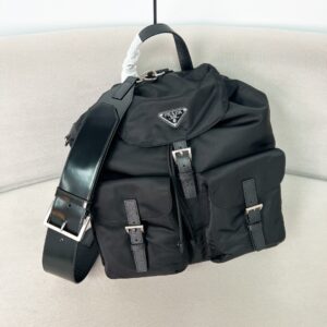 Re Nylon Backpack 2VZ110 Glossy Strap Classic Design