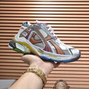 Balenciaga Runner 7.5 Sneakers Latest Color Distressed Retro Trainers