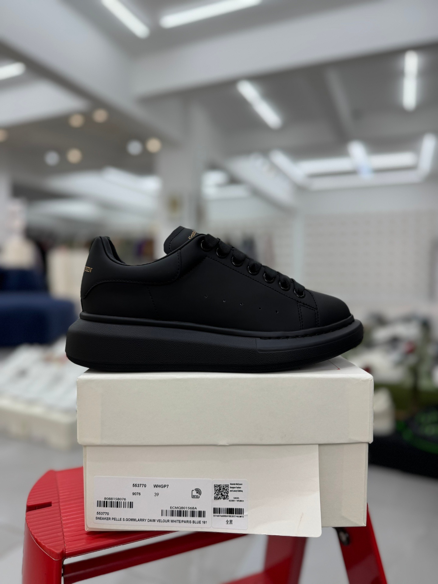 Alexander McQueen White Sneakers Black Leather Heel Premium Platform Low Top Trainers - Image 4