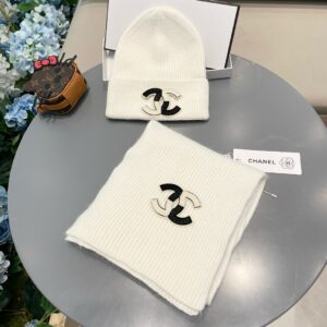 Chanel Inspired Classic Wool Hat & Scarf Set Warm Comfortable Winter Essential