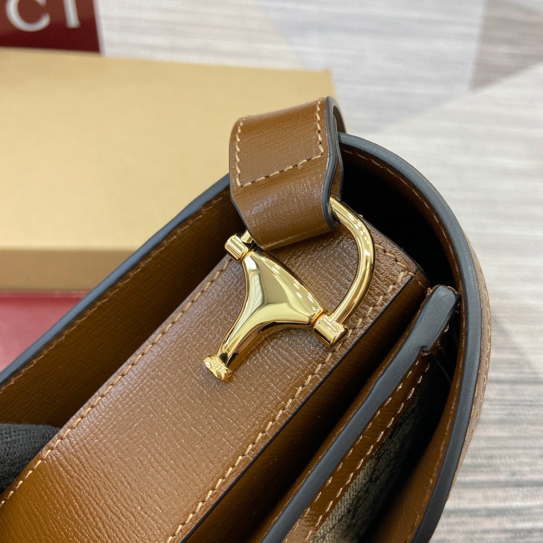 Gucci Aria Saddle Bag Premium Original Leather with Full Packaging - Image 5