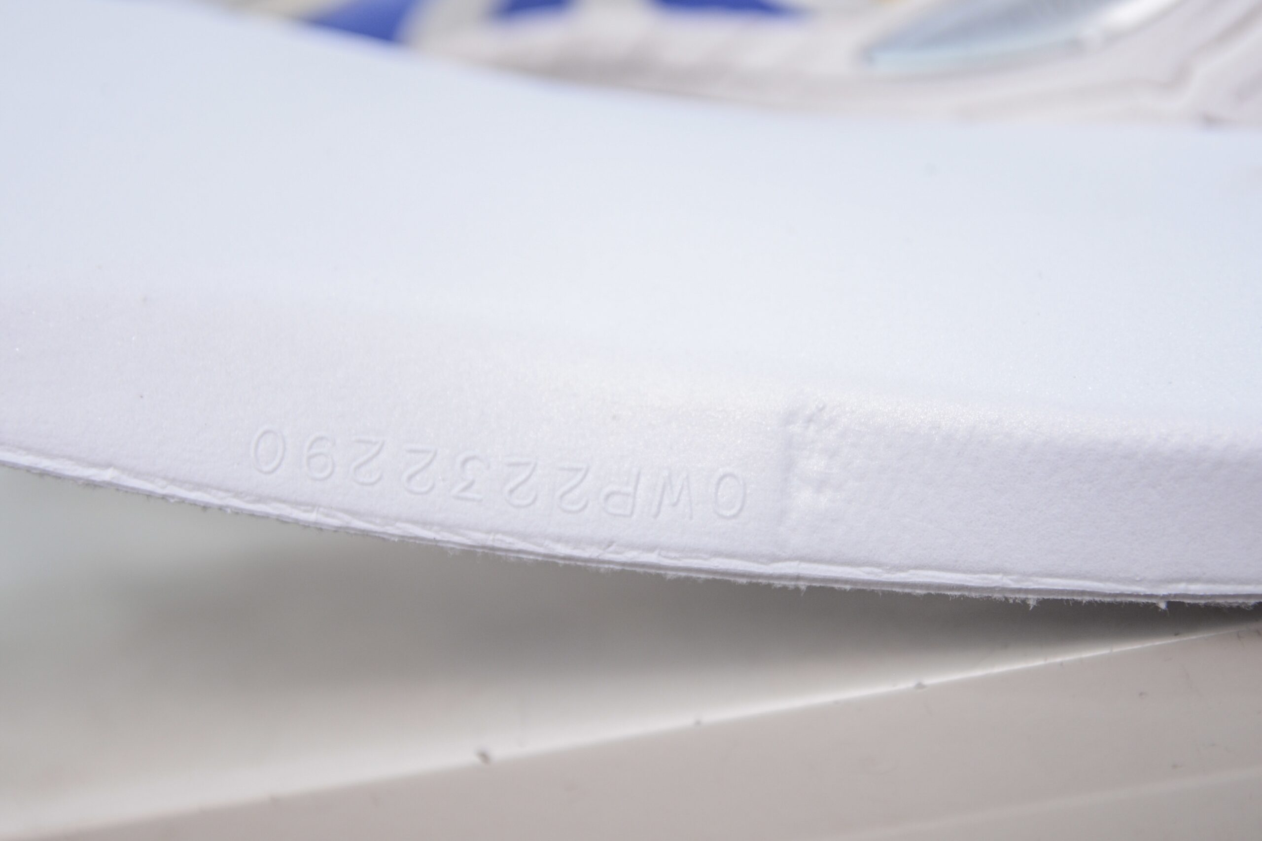 Off-White 2024 Running Sneakers Premium Edition with Original Box - Image 4