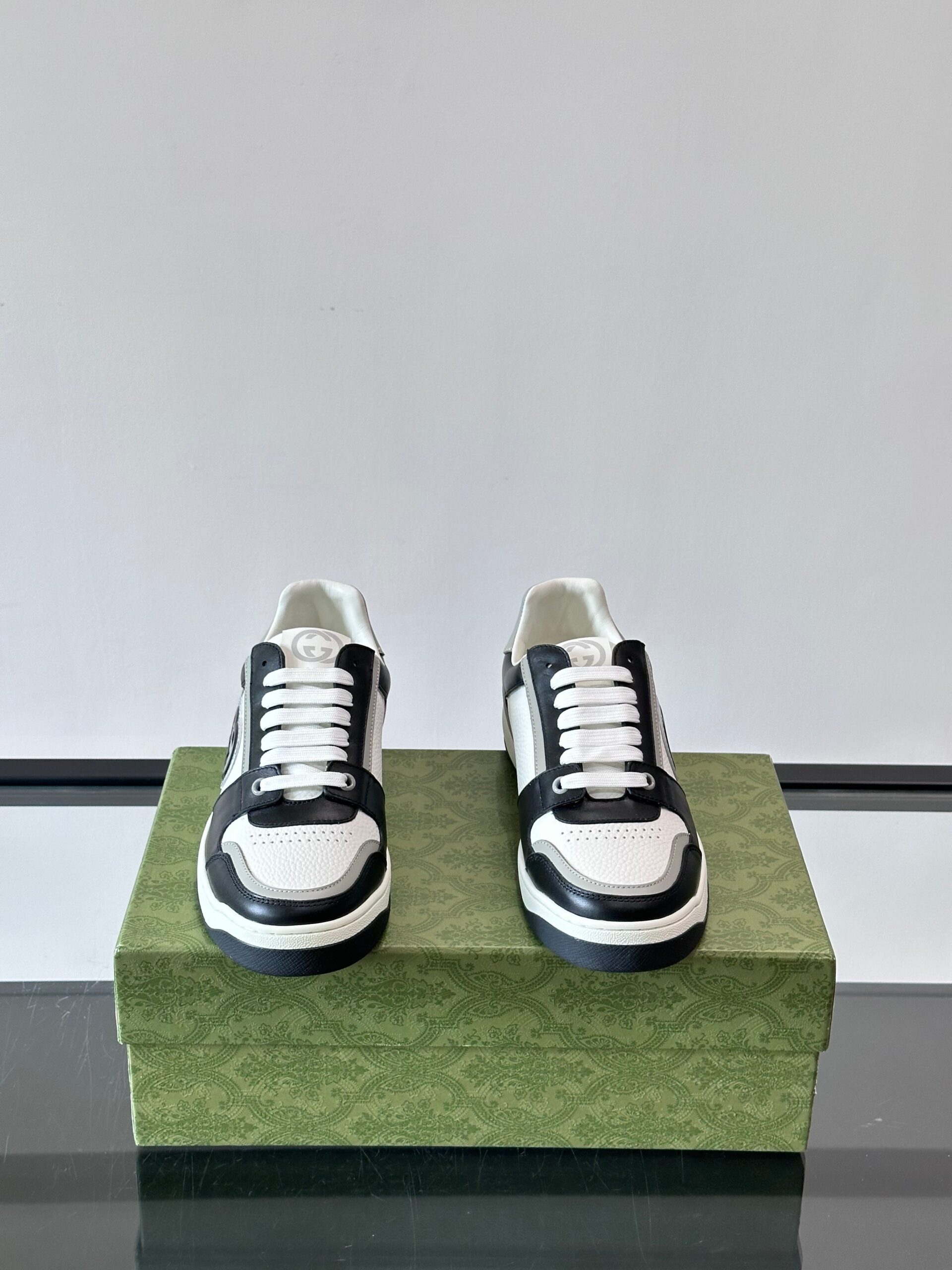 Gucci Inspired Low Top Sneakers Basketball Style Distressed Leather Modern Luxury - Image 2
